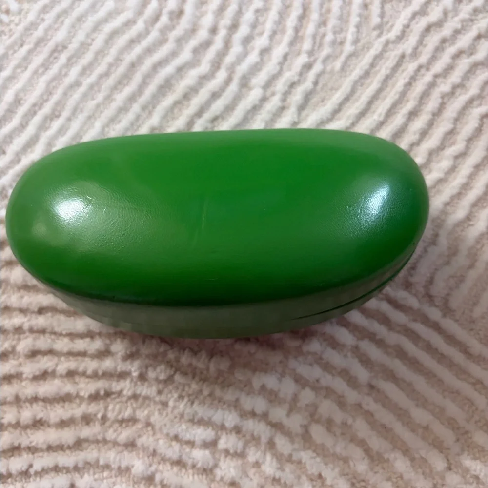 Kate Spade Vibrant Green Eyewear Case